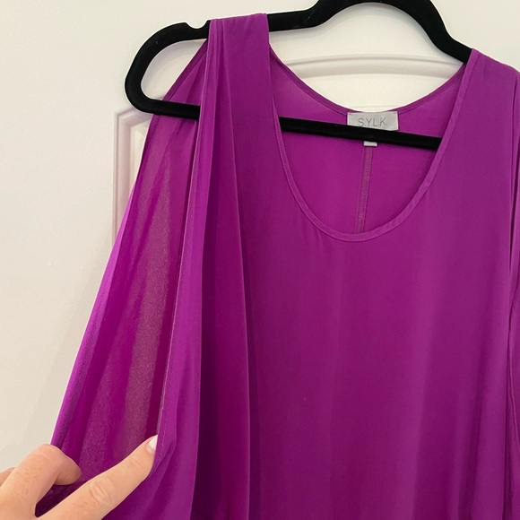 100% Silk Purple Blouse with Winged Sleeves - Picture 5 of 7